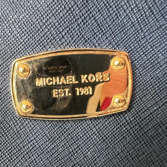 Michael Kors Navy Leather Jet Set Travel Large Carryall Tote Bag NEW! - Picture 3 of 10